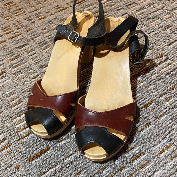 Well Loved High Heel Clog Sandal - Picture 2 of 6